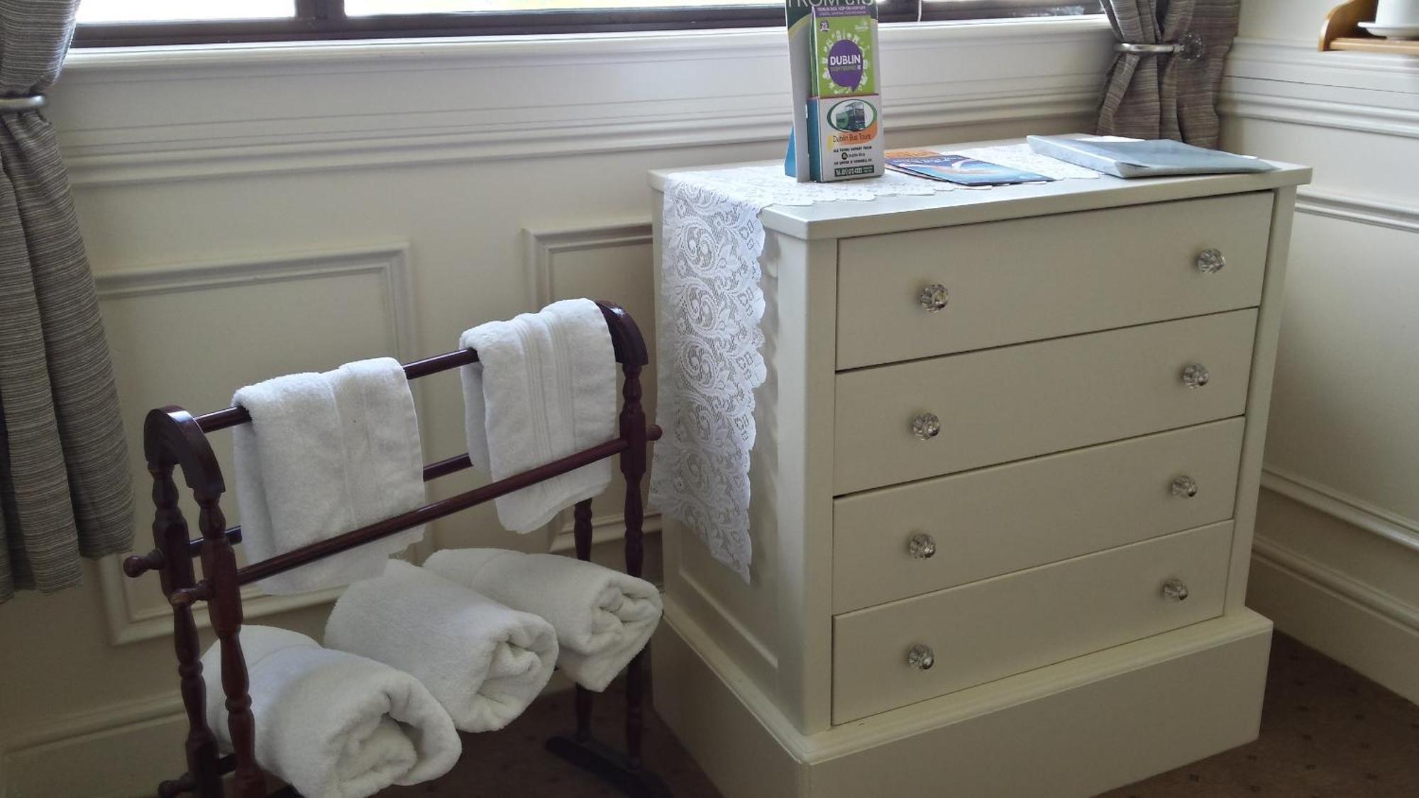 San Juan B&B Cloghran Room photo